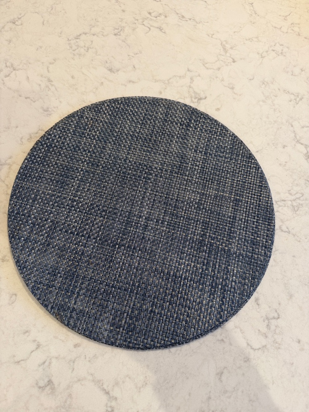 Chilewich Round Woven Placemat in Blue (SEVEN MATS)